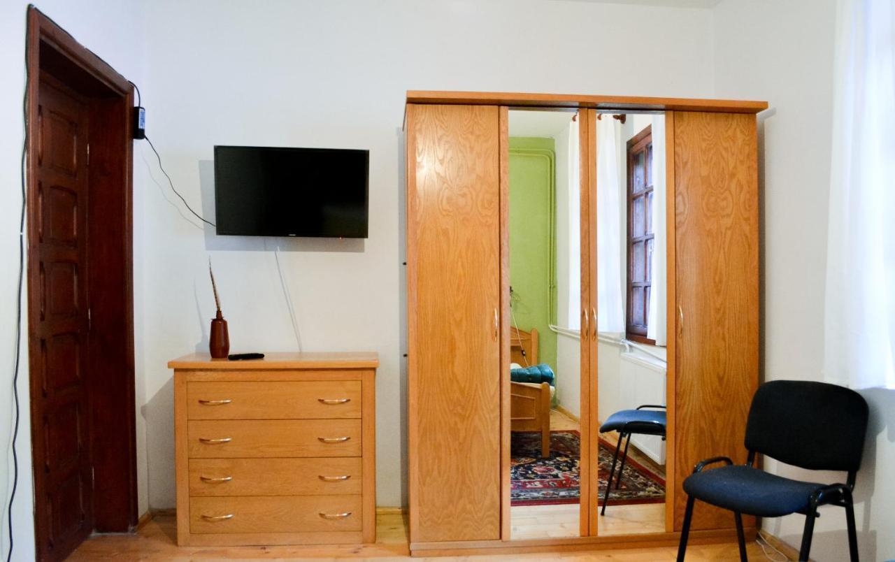 Grandpa'S Hidden Crib, 6 Bedroom, Pet Friendly Sinaia Exteriér fotografie