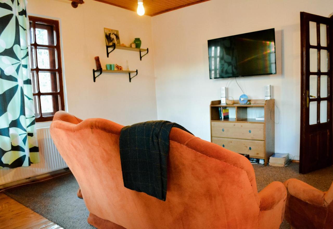 Grandpa'S Hidden Crib, 6 Bedroom, Pet Friendly Sinaia Exteriér fotografie