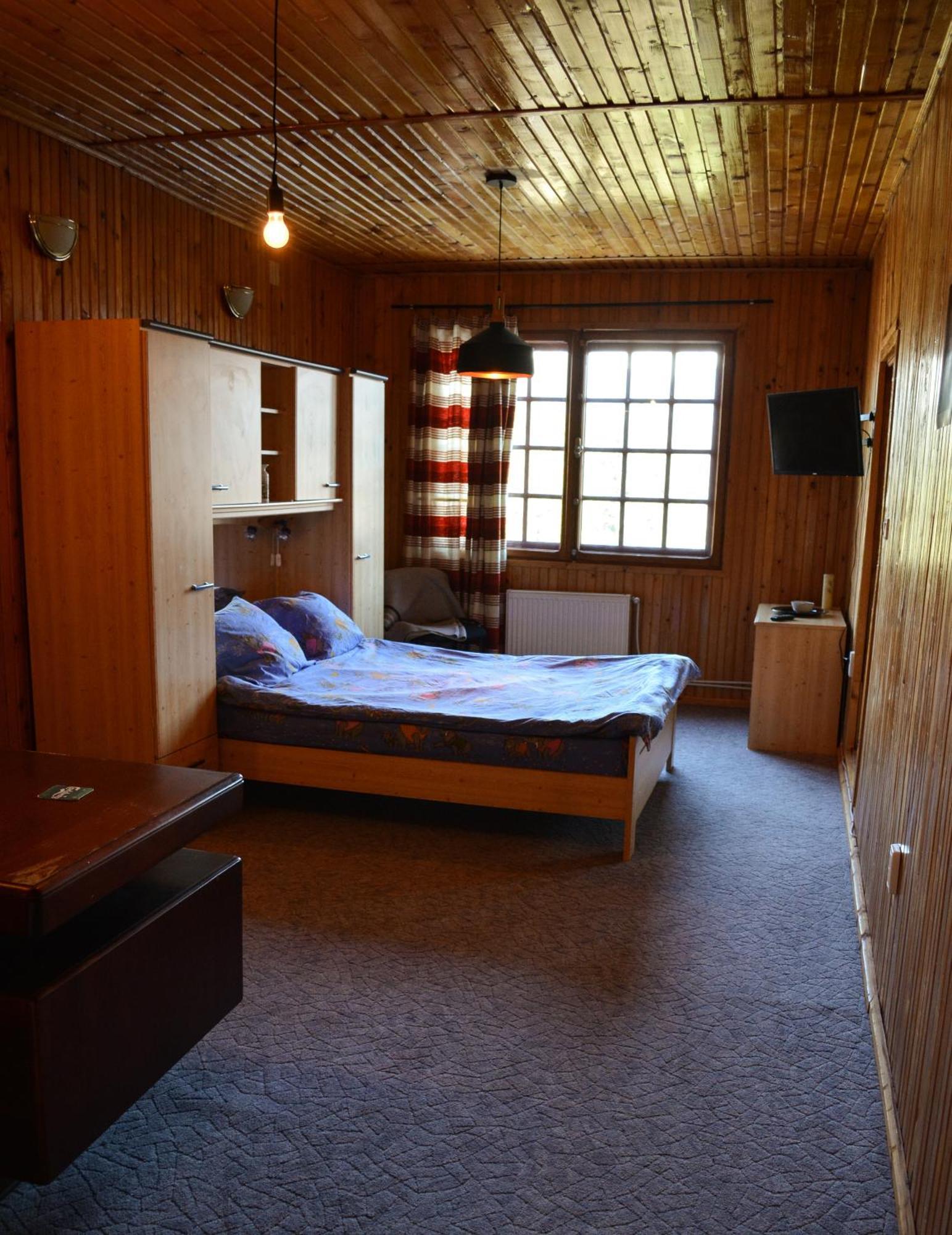 Grandpa'S Hidden Crib, 6 Bedroom, Pet Friendly Sinaia Exteriér fotografie